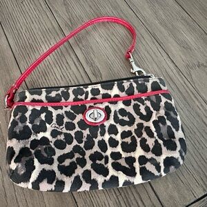 Chic Ocelot Park Small Luxury Leopard Print Wristlet Clutch Pre-Owned